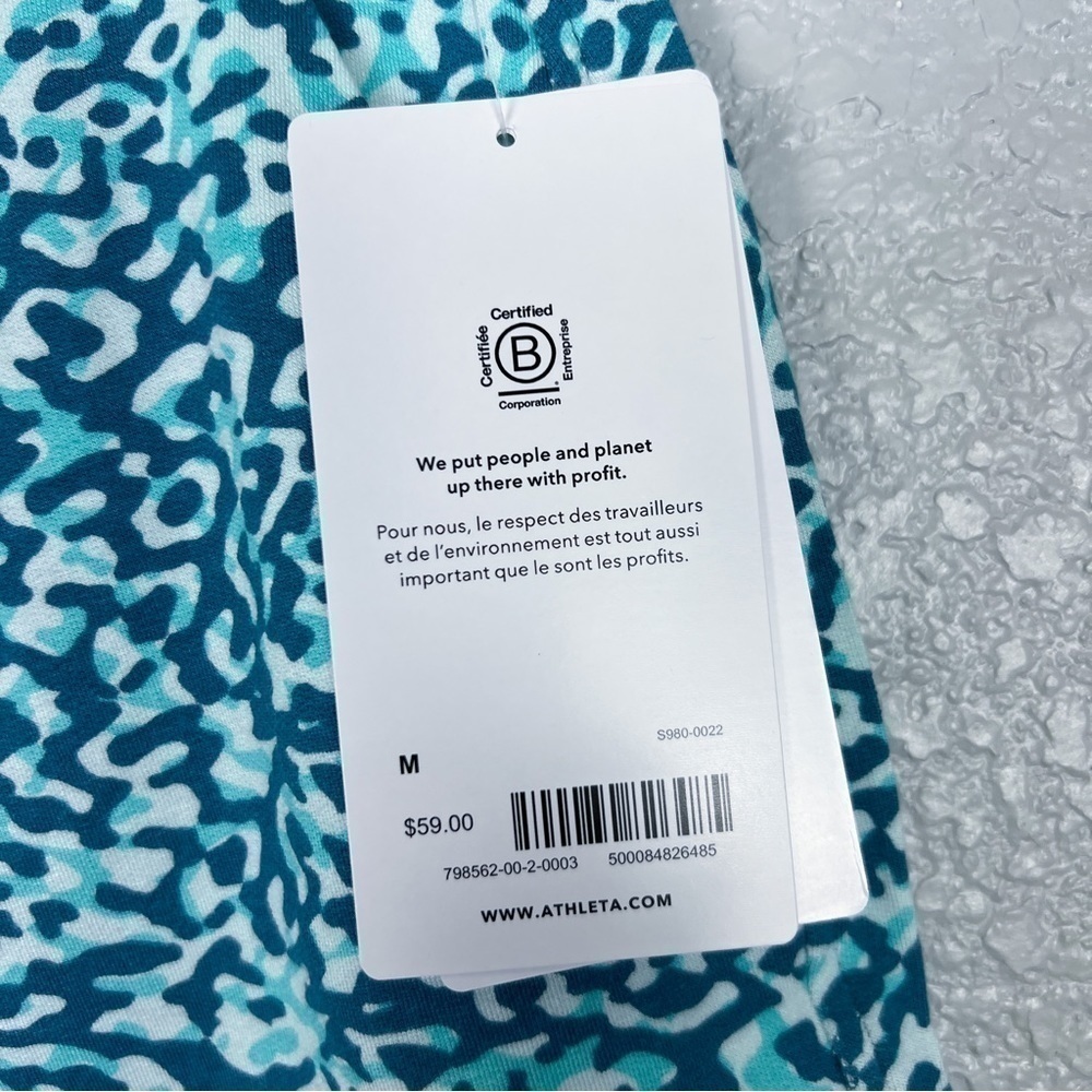 Athleta NWT Balance Clouded Leopard 4” Shortie Shorts Teal Blue M Stretchy Short - Picture 7 of 9